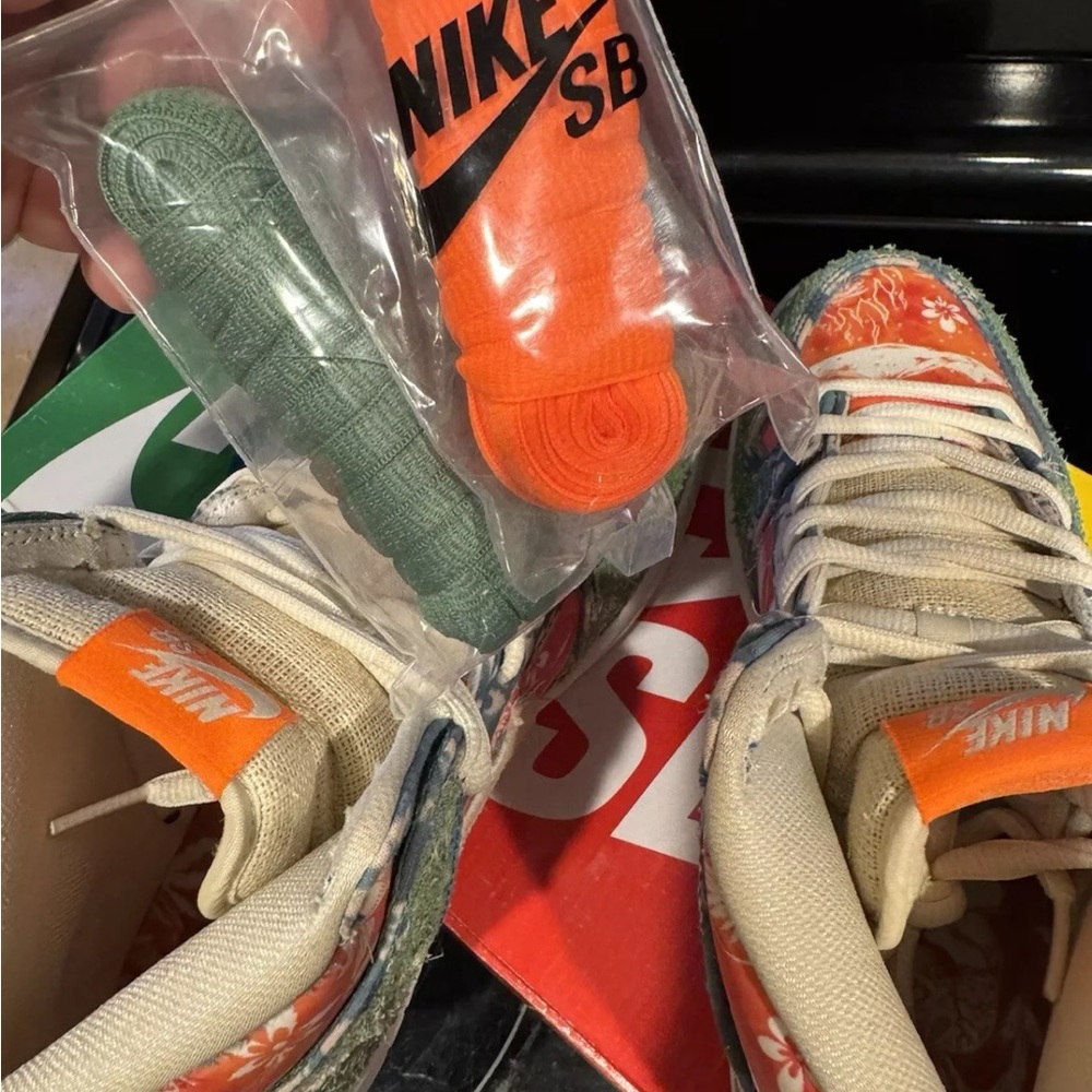Nike Dunk Hawaii Maui Wowie View 5